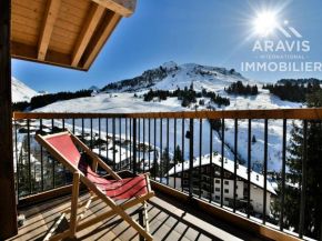 Chalet confortable avec balcon, garage et vue sur les pistes - FR-1-391-202